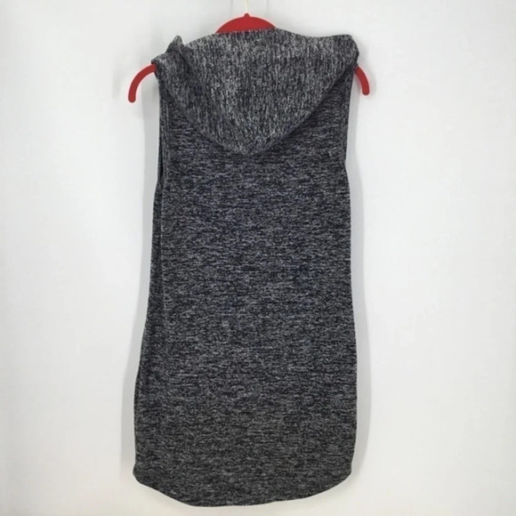 Joe Fresh Women’s Sleeveless Hooded Dress - Picture 3 of 4